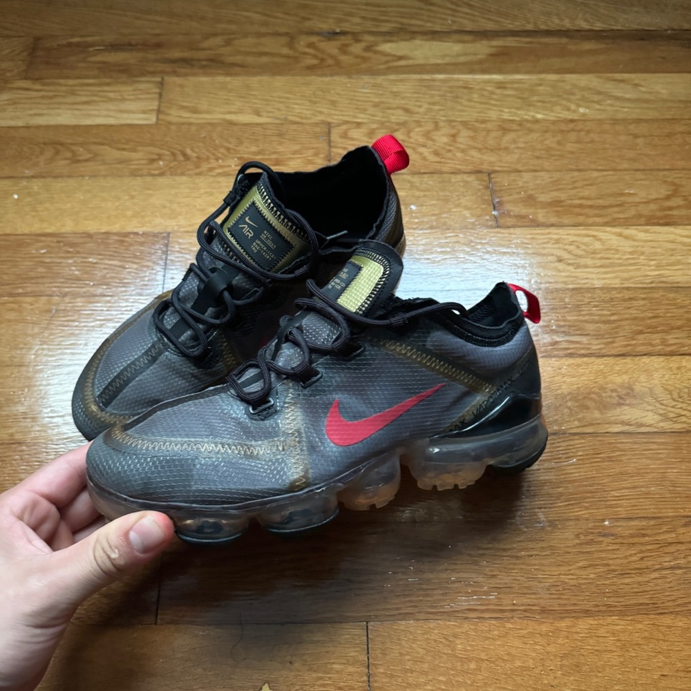 Womens Nike Air VaporMax 2019 Black Gold Red